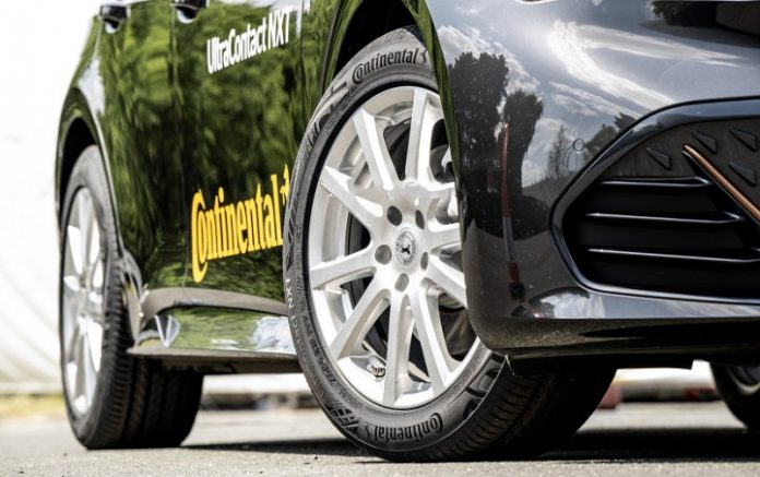 Continental-UltraContactNXT-Volume-Production Siyah araba lastikleri ve jantları