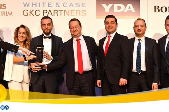 enerjisa-odul-2-2 Enerjisa Enerji, Saygın Finans Ödülü Bonds & Loans Sahibi Oldu