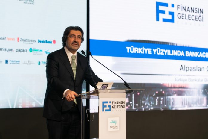 1703246959-Foto-1-2 Türkiye Bankalar Birliği Başkanı Alpaslan Çakar 3. Finansın Geleceği Zirvesi’nde Konuştu
