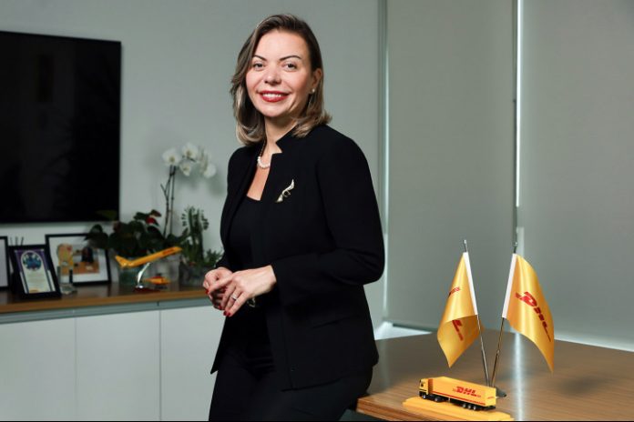 1703262218-DHL-Supply-Chain-T-rkiye-Genel-M-d-r-Buket-Cox-2 DHL Supply Chain Türkiye’ye Great Place to Work Türkiye® 2023 Innovation By All ödülü