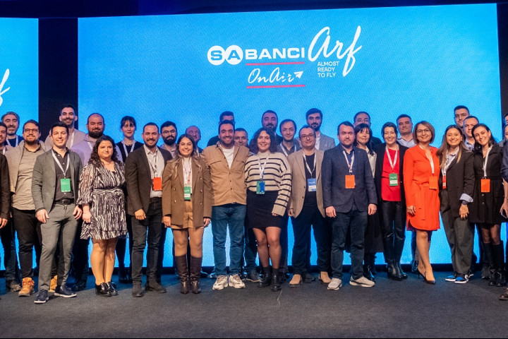 Sabancı Topluluğu Girişimlere Destek Sağlıyor