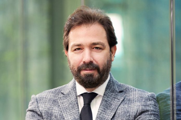 Zorlu-Enerji-CEO-su-Sinan-Ak-4 Zorlu Enerji CEO'su Sinan Ak