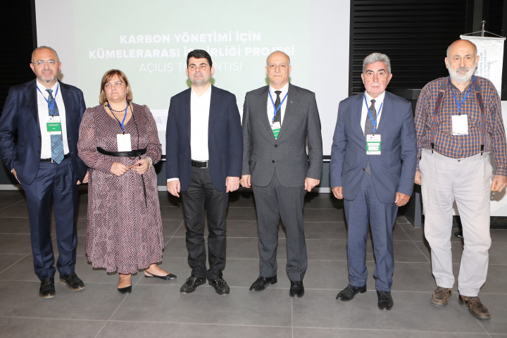 Demir Çelik Sektörü Yenilenebiliir Enerjiye Yatırım Yapıyor