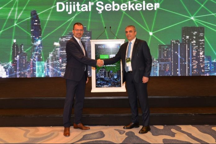 Schneider-Electric-ve-Elder-2 Schneider Electric ve Elder