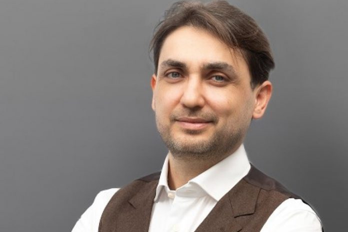 Mahir-Tuzun-2 Mahir Tüzün