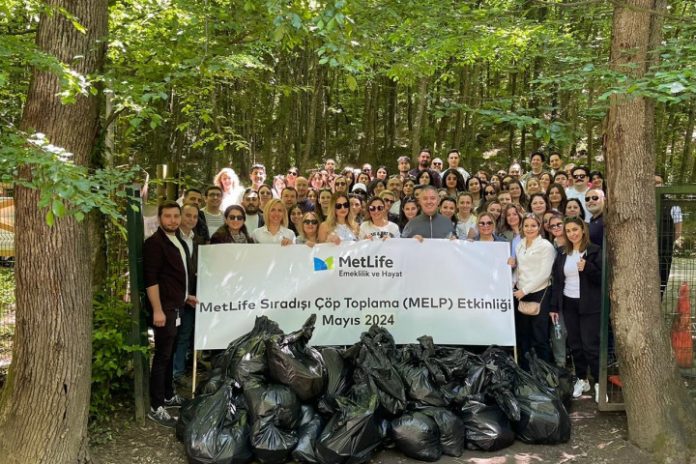 Metlife-2 MetLife Sıra Dışı Çöp Toplama