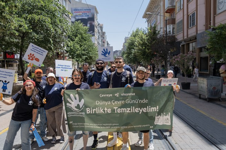 Anadolu Efes Gönüllüleri’nden Eskişehir’de Çevreye +1