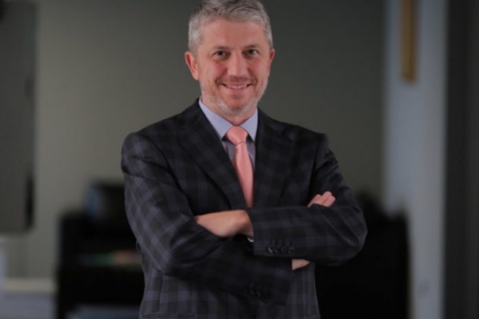 BIM-CEO-su-Haluk-Dortluoglu-2 BİM CEO’su Haluk Dortluoğlu