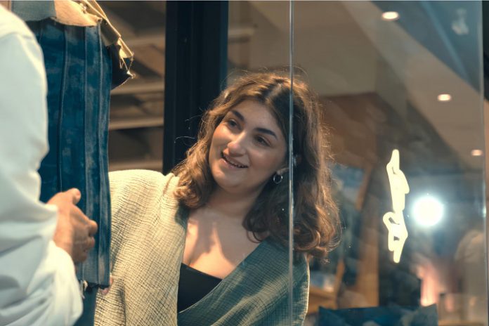 LEE-VE-WRANGLER-ileri-donusum-2 LEE VE WRANGLER ileri dönüşüm