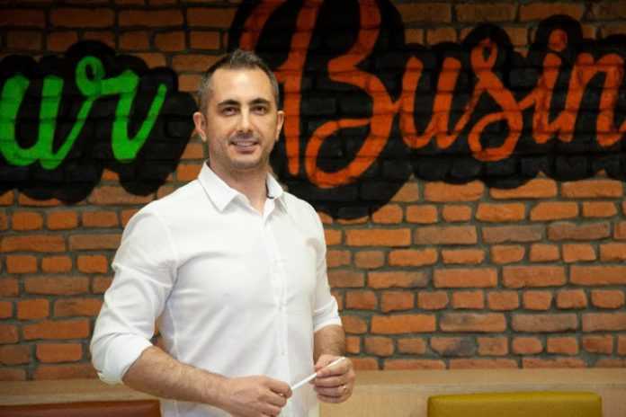 Tasarist-Yaratici-Direktoru-Musa-Celik-2 Tasarist Yaratıcı Direktörü Musa Çelik