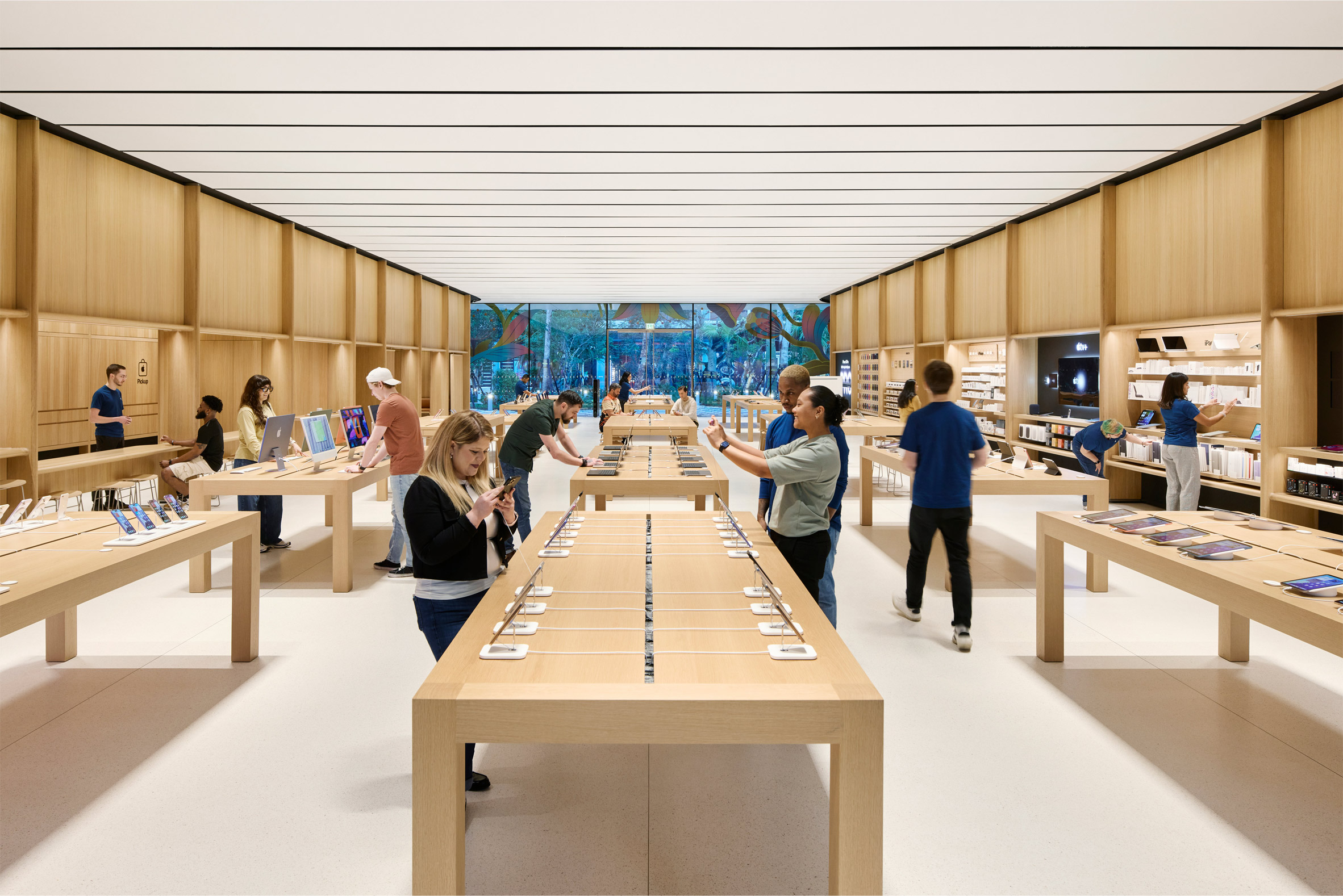 Apple’dan Sürdürülebilir ve Biyofilik Bir Mağaza Deneyimi