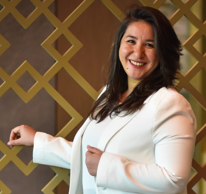Lara Barut Collection Kalite Müdürü Gülbahar Ölmez Lara Barut Collection Kalite Müdürü Gülbahar Ölmez