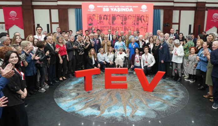 1747808534_KOR04386_2_edited TEV 58. Kuruluş Yıl Dönümünde Bağışçıları ve Bursiyerleri ile Buluştu