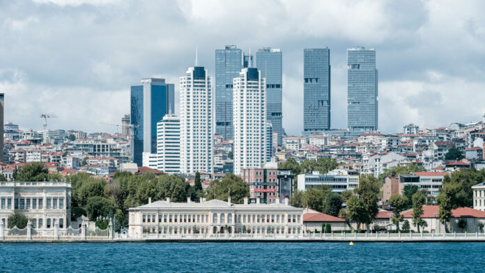 engin-akyurt-tO0gb4QlVWg-unsplash_edited cop 31 istanbul-Turkey