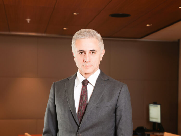 1750660056_Recep_Bastug (1)_edited DenizBank Genel Müdürü Recep Baştuğ