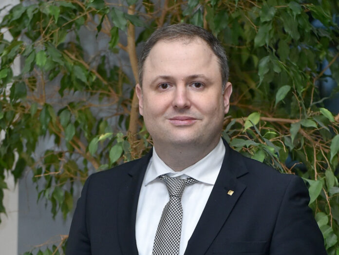 WhatsApp Görsel 2025-06-18 saat 17.06_edited Alarko Carrier CEO’su Cem Akan