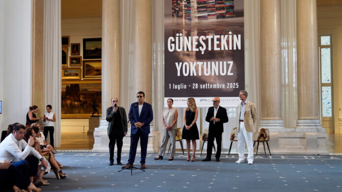 Ahmet Güneştekin’in “Yoktunuz” Sergisi, Yıldız Holding Desteğiyle İtalya'da