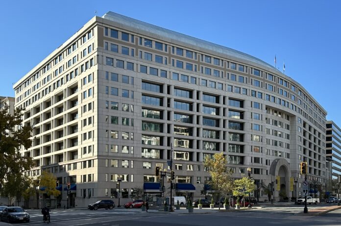 Inter-American_Development_Bank_headquarters_-_2 Reuters- Amerikan Kalkınma Bankası’ndan İklim Finansmanına 11 Milyar Dolarlık Destek