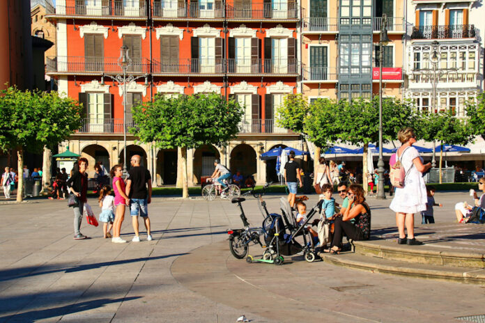 Avrupa'da sıcaklar - Hot in Europe