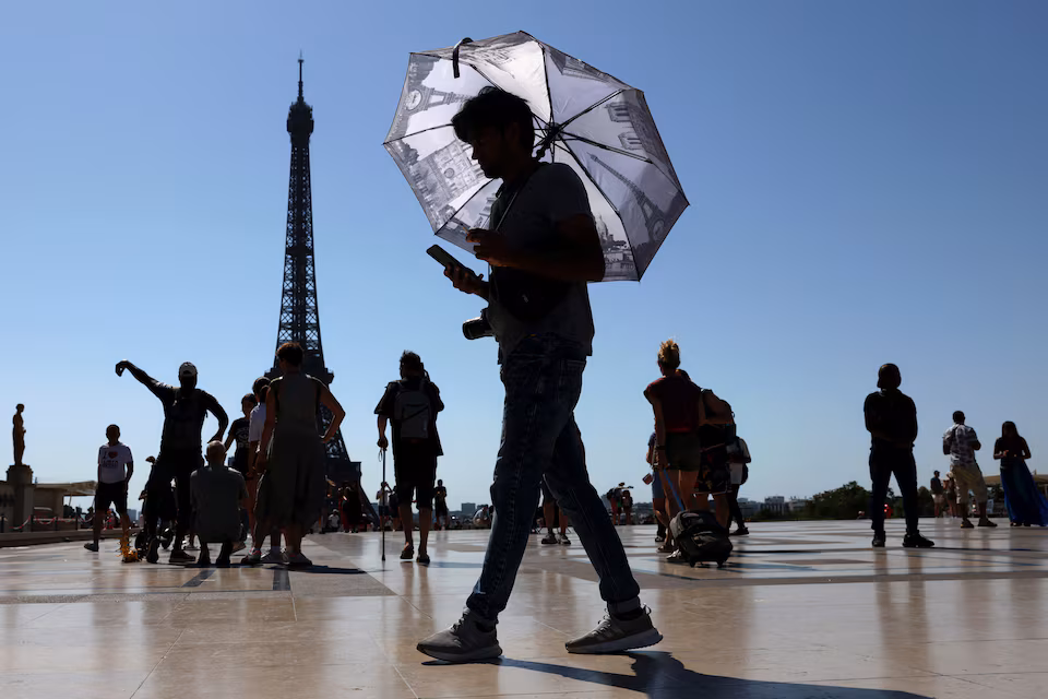 Reuters - Paris Yaz 2025
