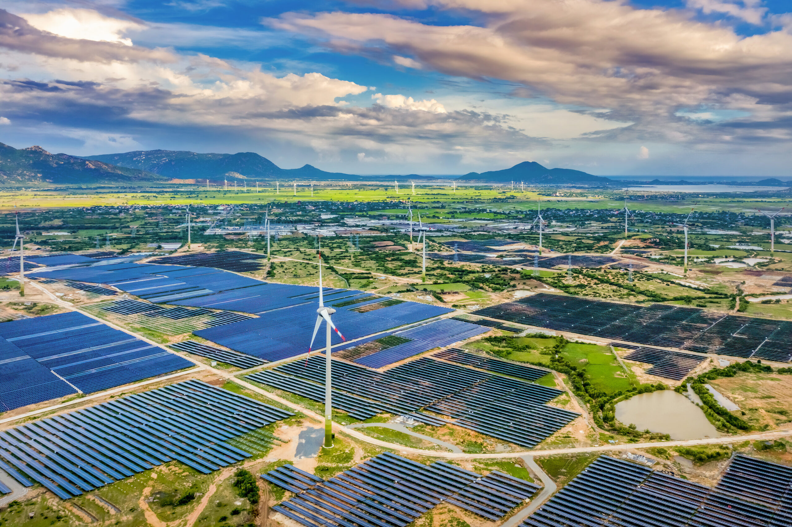 YEO Teknoloji’den Romanya’ya 220 Milyon Euro’luk Yenilenebilir Enerji Yatırımı