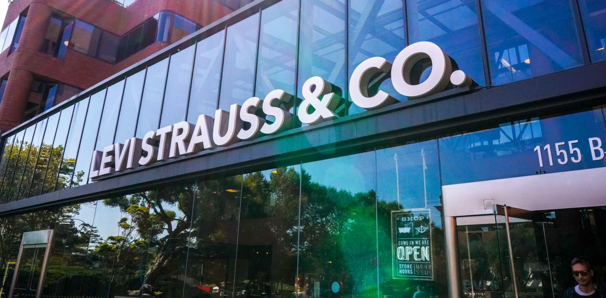 Levi Strauss’tan Tedarik Zincirinde Yenilenebilir Enerji Hamlesi