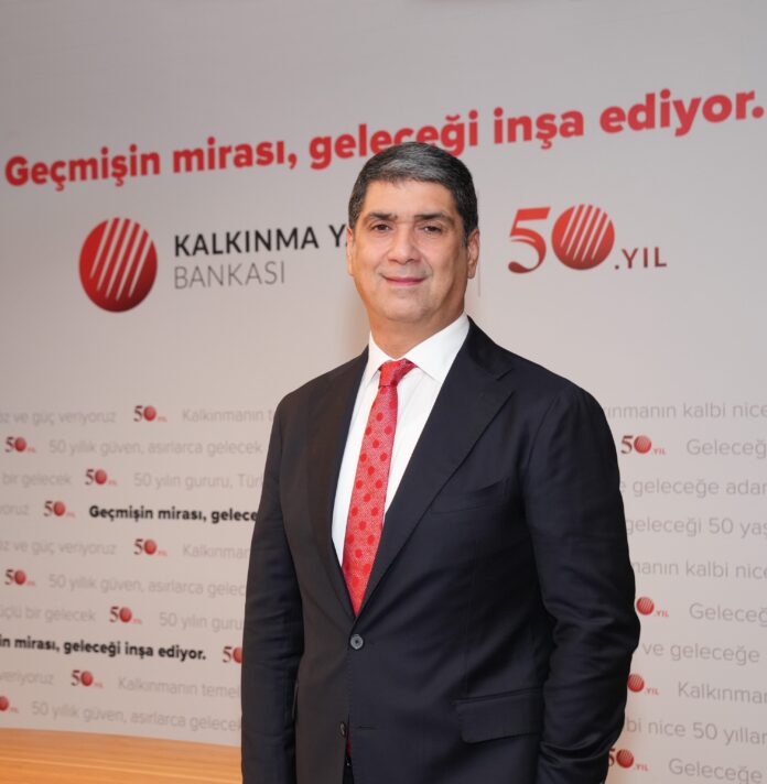 1763535827_Sn.___brahim___ztop_Foto__raf5 Türkiye Kalkınma ve Yatırım Bankası Genel Müdürü İbrahim Öztop