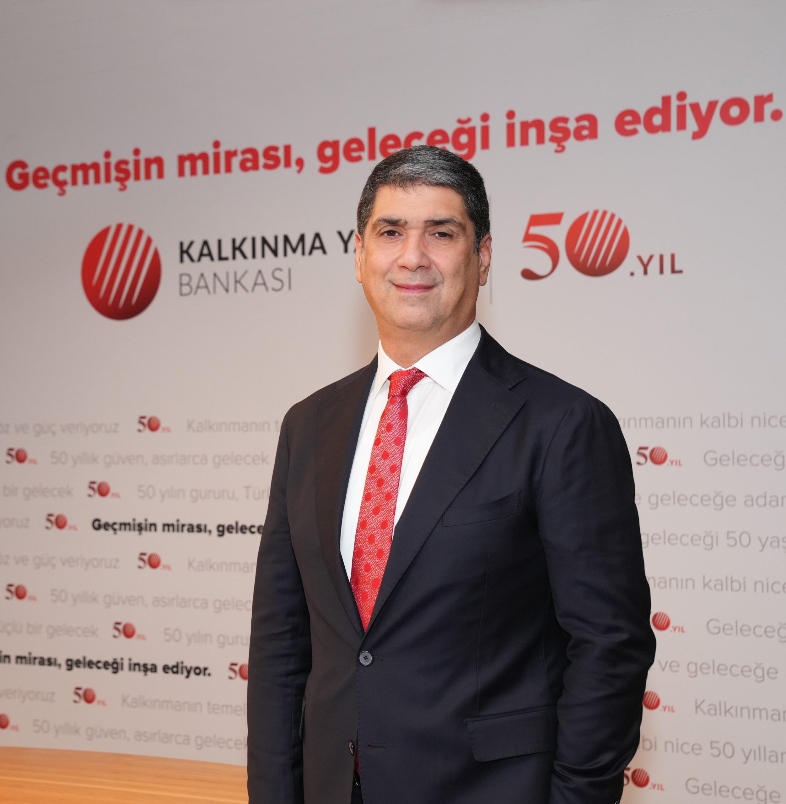 TKYB, Küresel Liderler Arasında