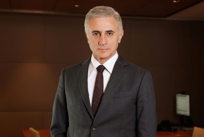 1764229595_Recep_Bastug__kucultulmus_ DenizBank Genel Müdürü Recep Baştuğ