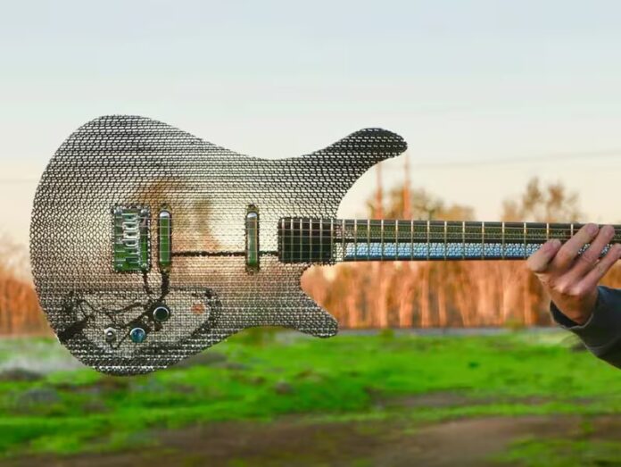 Kartondan Elektrikli Gitar