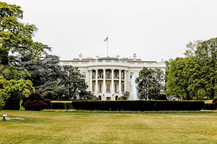 rene-deanda-zfKlCKK-Ql0-unsplash_edited Beyaz Saray-Washington