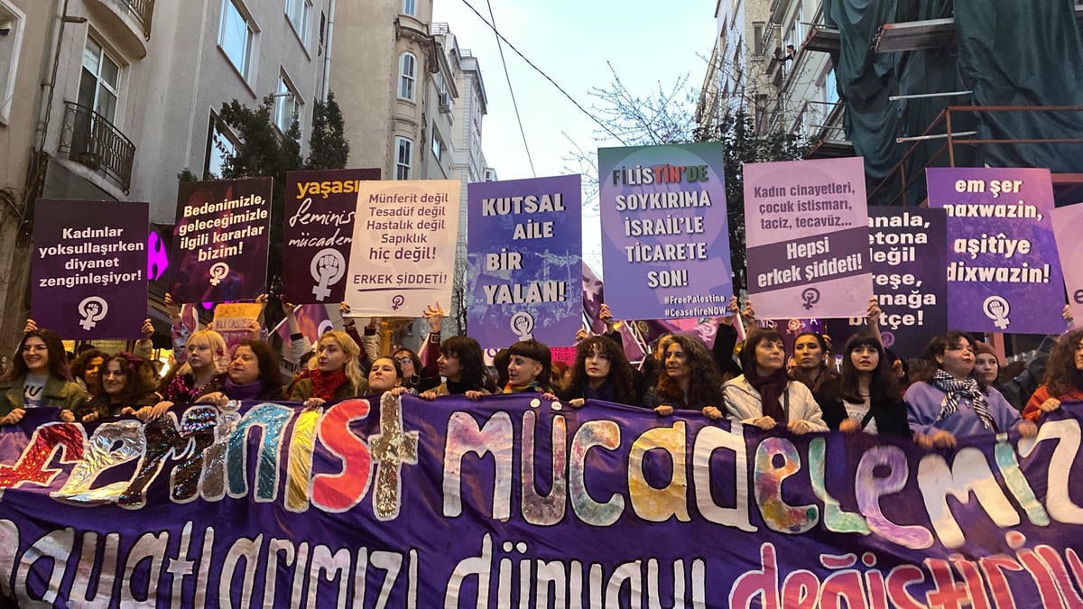 8 Mart: Kutlama mı, Mücadele Günü mü?